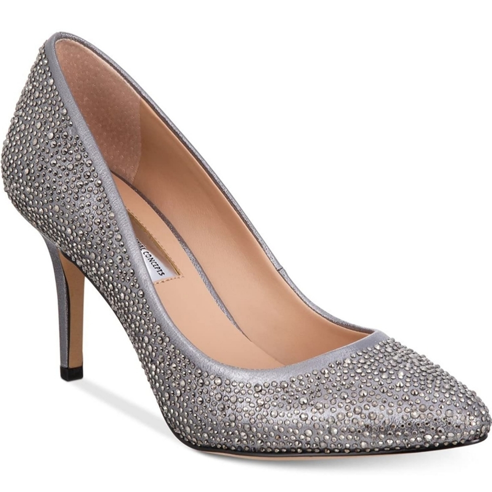 BNIB INC International Concepts Pump Heels
